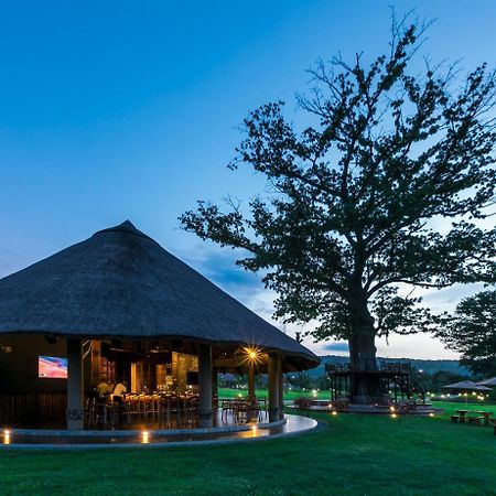 The Royal Senchi Hotel And Resort Akosombo Buitenkant foto