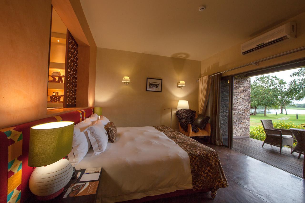 The Royal Senchi Hotel And Resort Akosombo Buitenkant foto