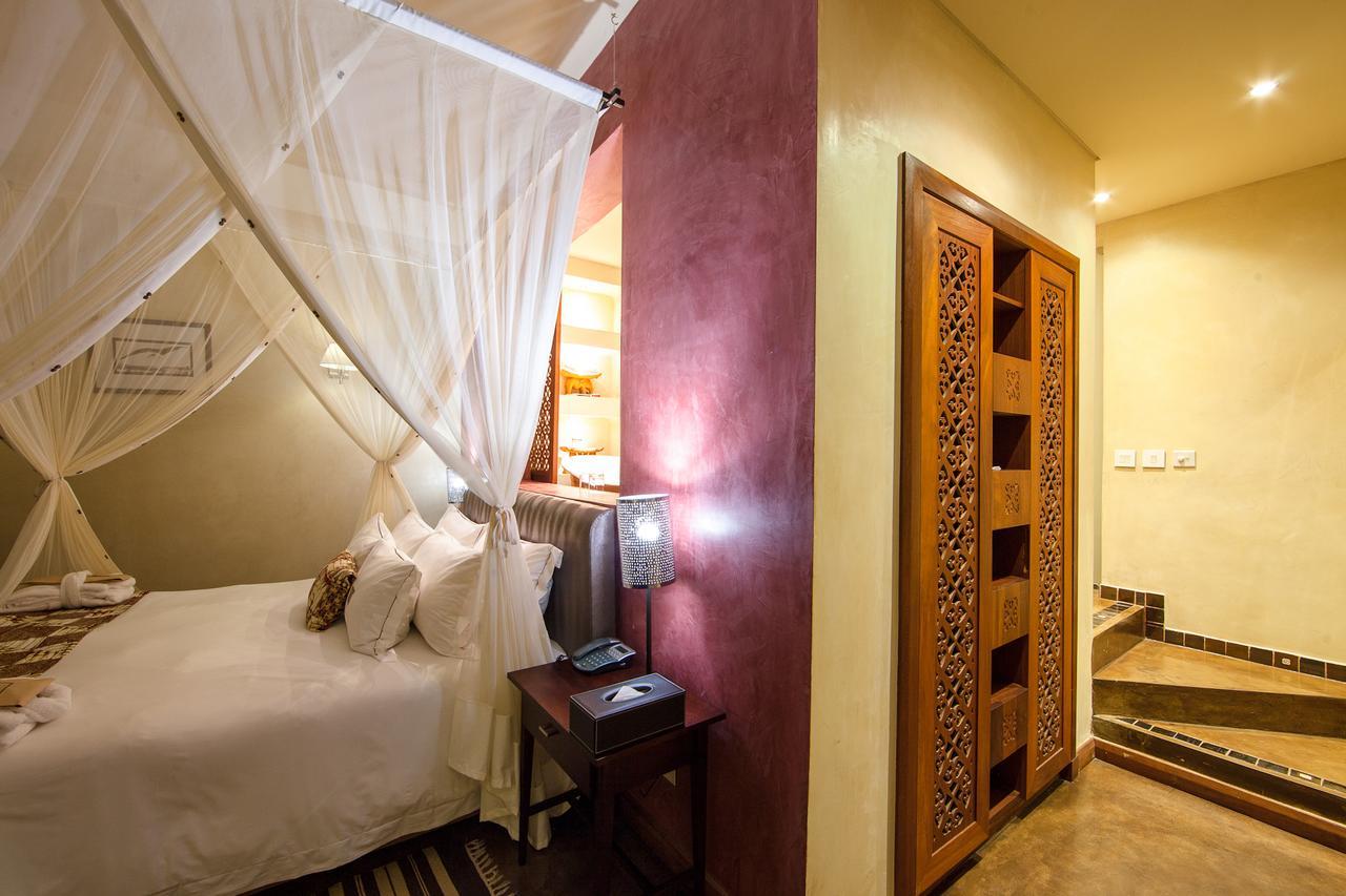 The Royal Senchi Hotel And Resort Akosombo Buitenkant foto